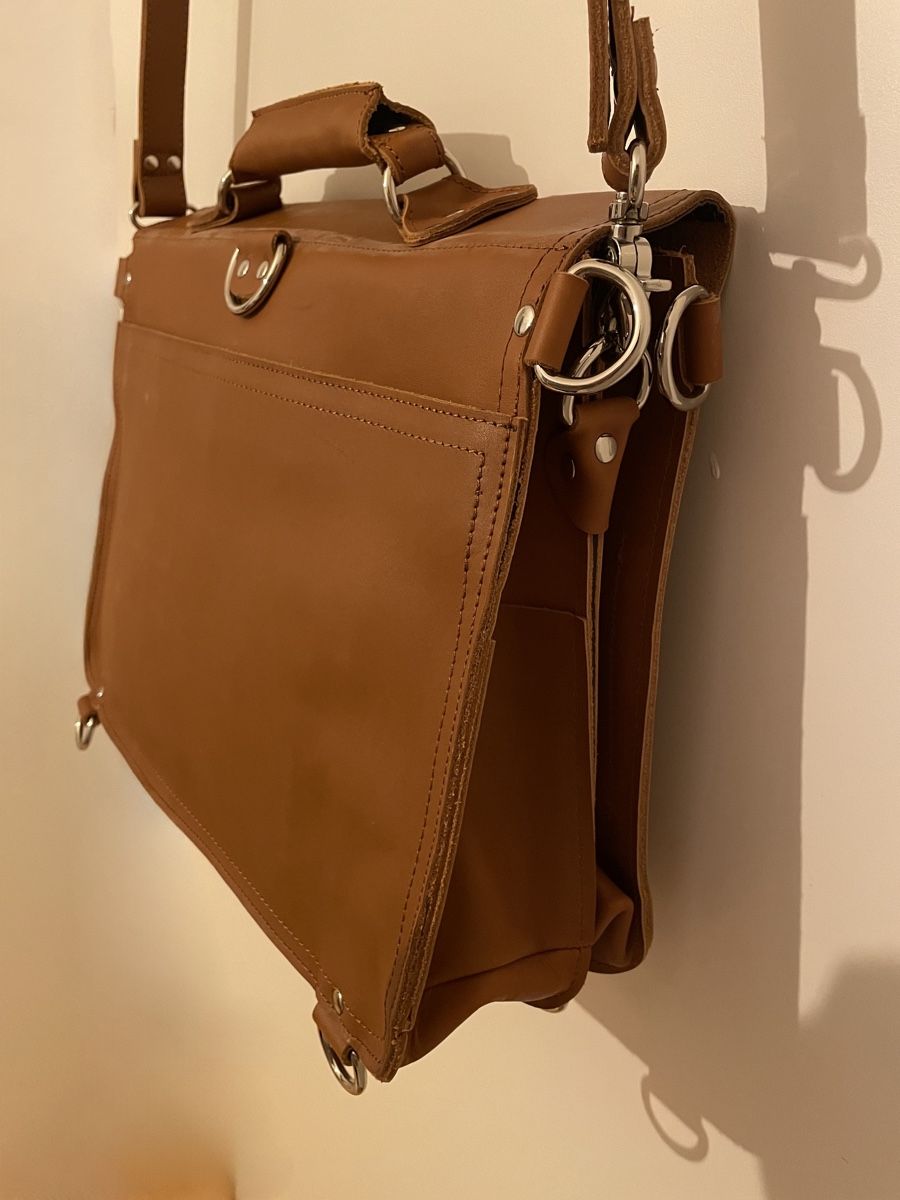 Borse: Leather Messenger Bag - Excellent Condition – Nuovo (secondo la descrizione) da Baar venduto da spr_5byk 6
