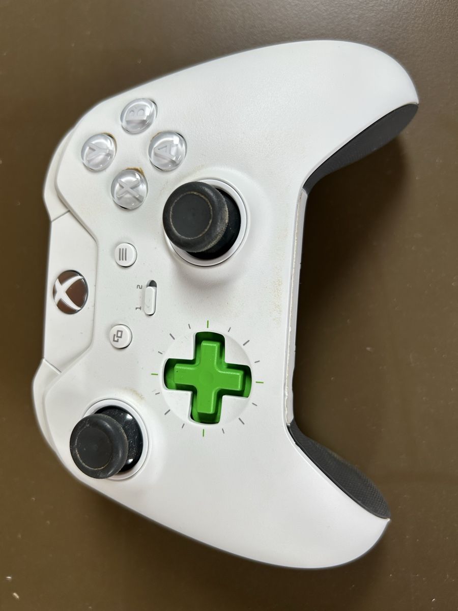 Steuerung: X- Box Controller Serie One – Defekt aus Muttenz von Minione0