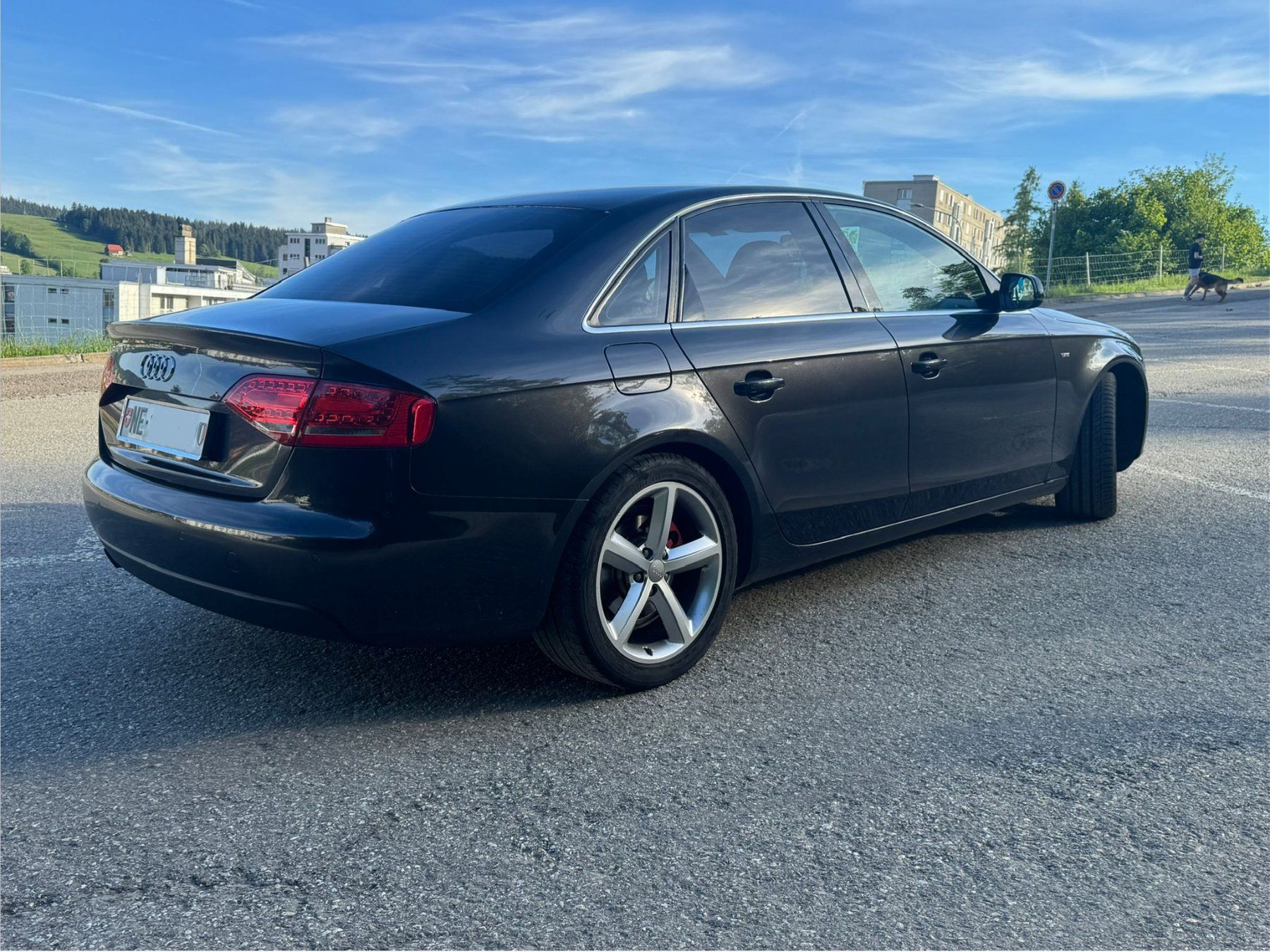 Audi Automobili: Audi A4 Limousine 2.0 TFSI – Usato da La Chaux-de-Fonds venduto da TheGuesh 5