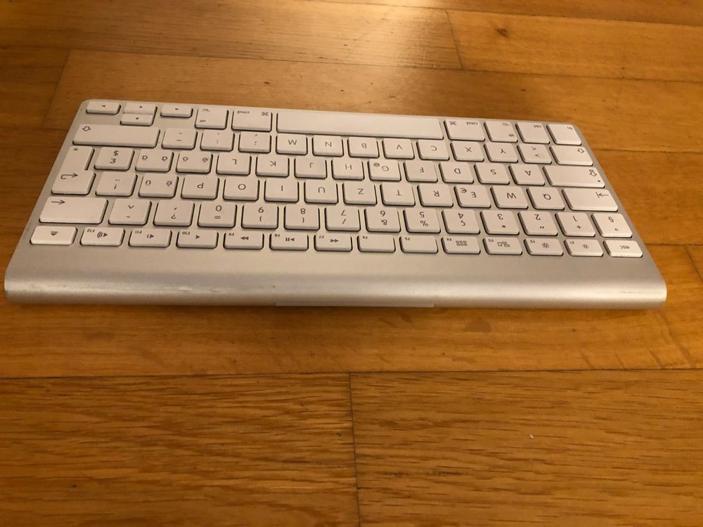 Apple Wireless Keyboard A1314 (2009) (Gebraucht) in Zürich für CHF 10 ...