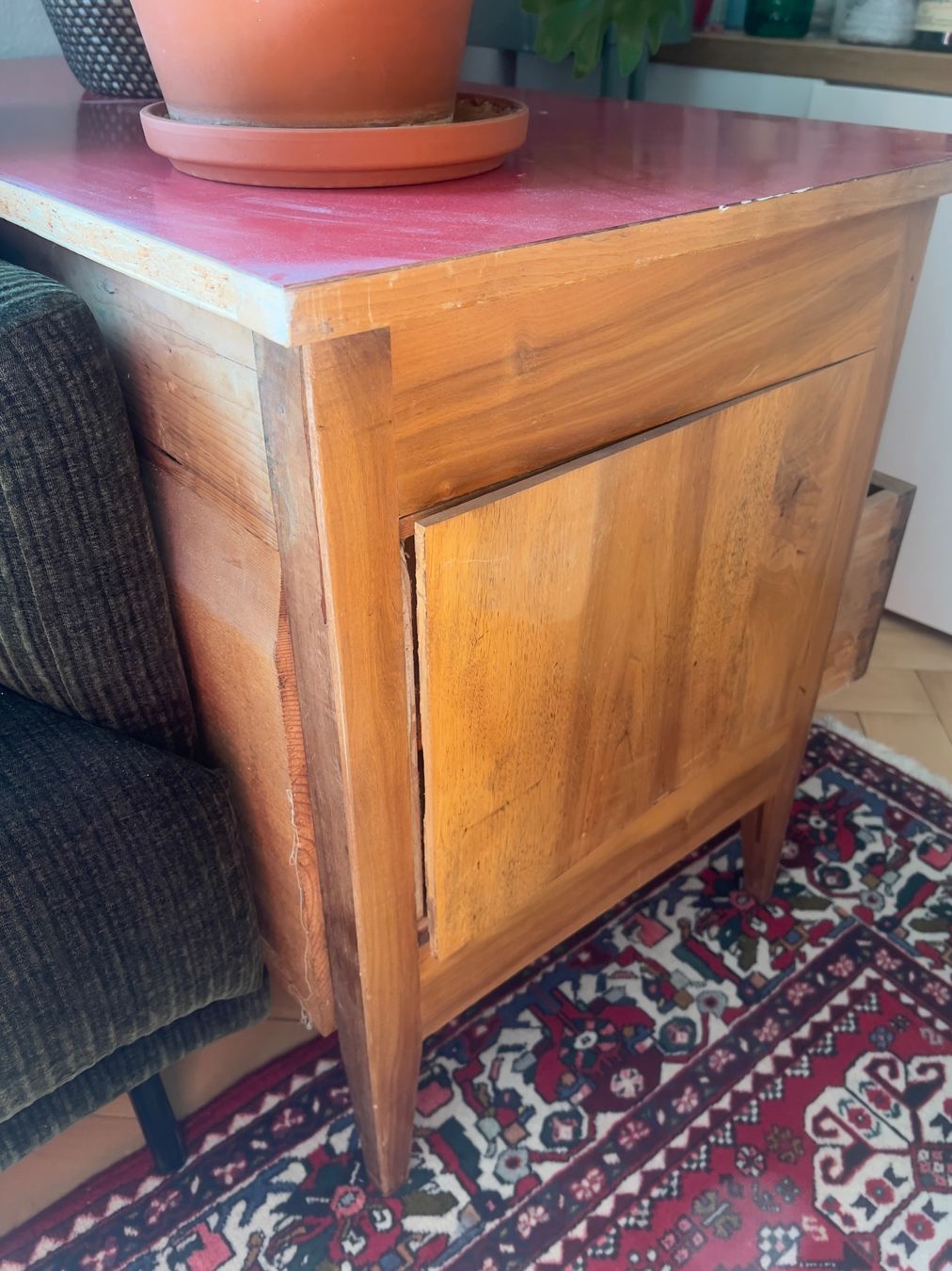 Cassettiere: Kommode mit zwei Schubladen Holz – Usato da Bern venduto da HeloiseSchmutz 2