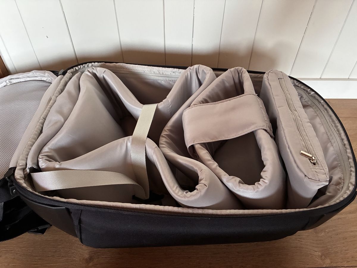 DJI Zaini: DJI Phantom Series Multifunctional Backpack / Neu – Nuovo (secondo la descrizione) da Willisau venduto da f3adi 1