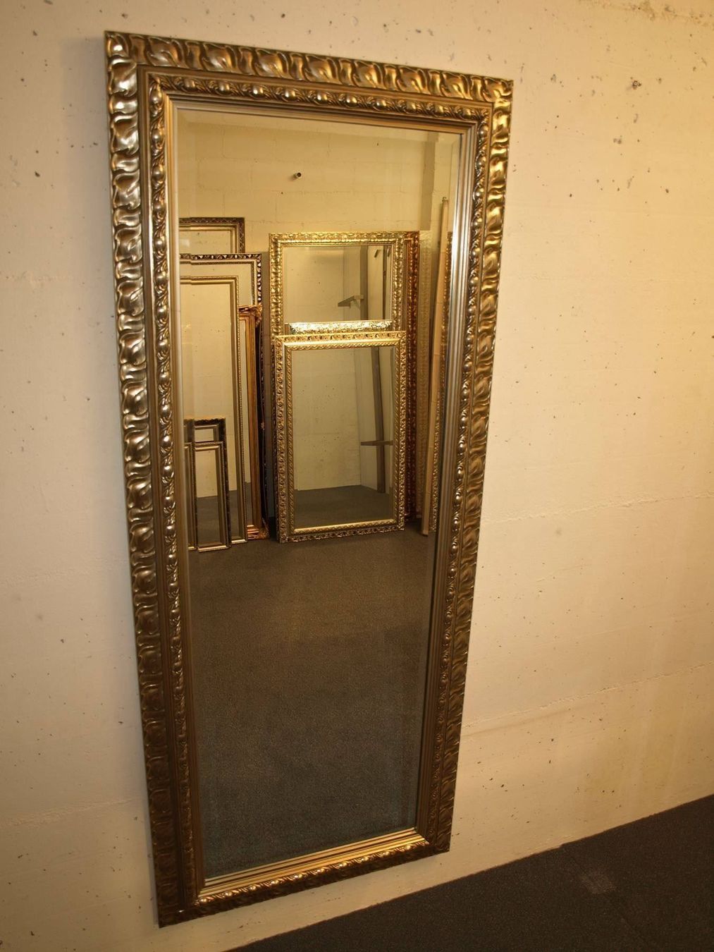 Specchi: Spiegel COMMODORE silber 70 x 170 cm – Nuovo e nell'imballaggio originale da Unterentfelden venduto da moebelrufli