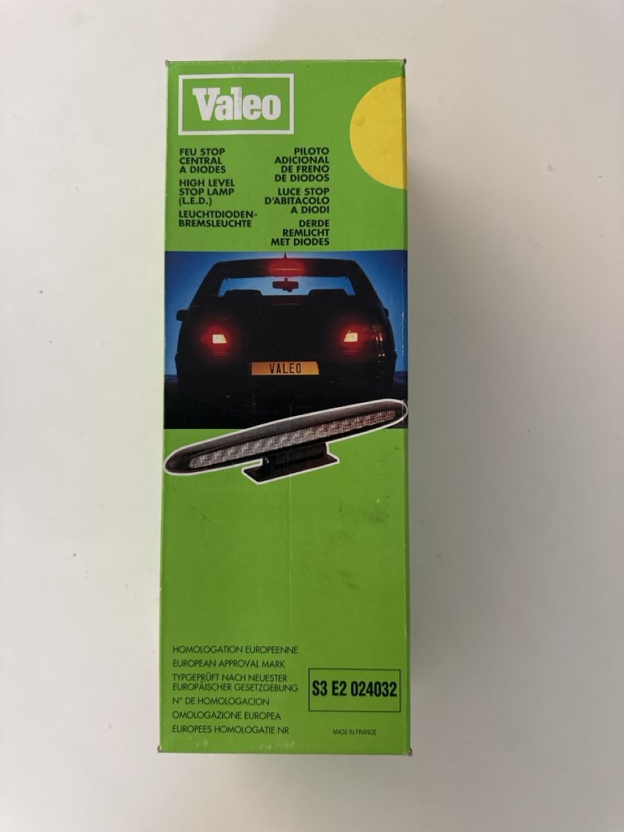 Tutti pezzi di ricambio auto: Valeo LED Bremsleuchte neu   – Usato da Mörschwil venduto da tweety9402