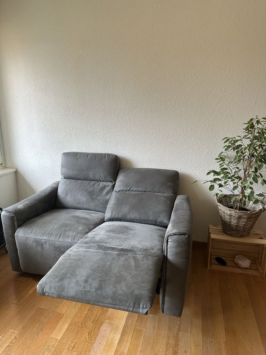 Divani: 2er Sofa mit Relaxfunktion – Usato da Suhr venduto da eli_2mjc 4