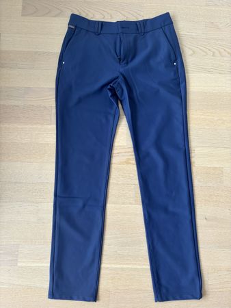 Kjus Golfhose, warm gefüttert, blau in 38, wie neu 🤩