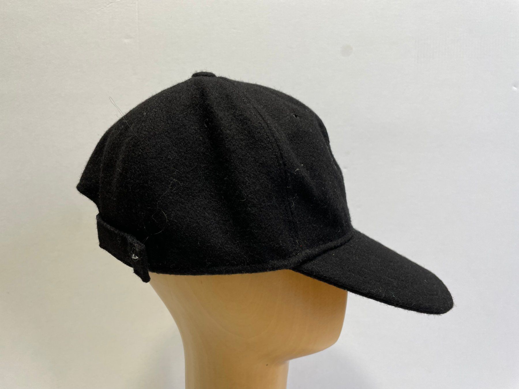 Copricapi, berretti & cappellini: Vintage Y2K Cap Wool Olympic Museum Lausanne – Usato da Zürich venduto da le_souk 3