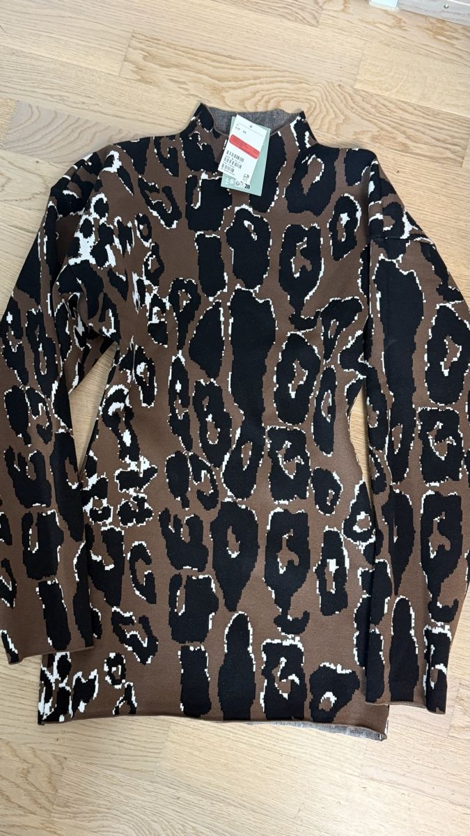 H&M Vestiti: HM edition mini dress – Usato da Cham venduto da Ezhdoll