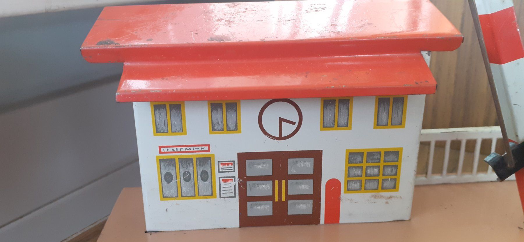 Giocattoli: Blechspielzeug US Zone Bahnhof – Usato da Mörschwil venduto da antiksalon 5