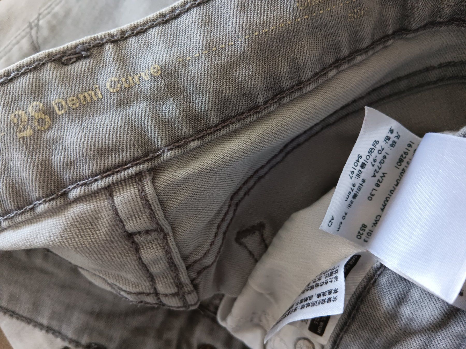 Levi's Jeans: LEVIS STRAUSS  Jeans    Taille / Grosse W 28 L 30 – Gebraucht aus Cossonay-ville von Super-Price-Quality 9