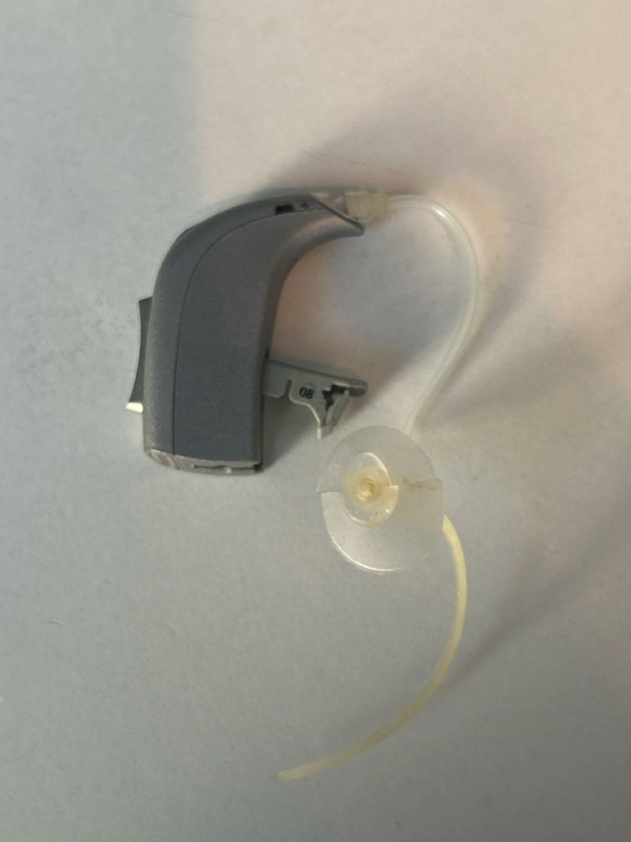 Oticon Attrezzature mediche: Apparecchio acustico Oticon Vigo – Usato da Monte Carasso venduto da Mi3Or 1