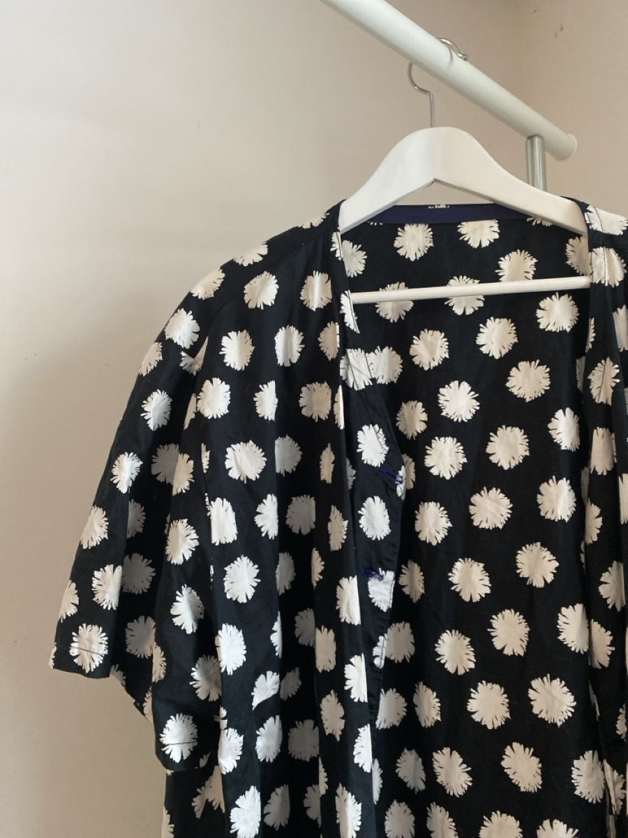 Camicette: Bluse Blumen Gr. M schwarz/weiss – Usato da lommis venduto da inf_thv8 1