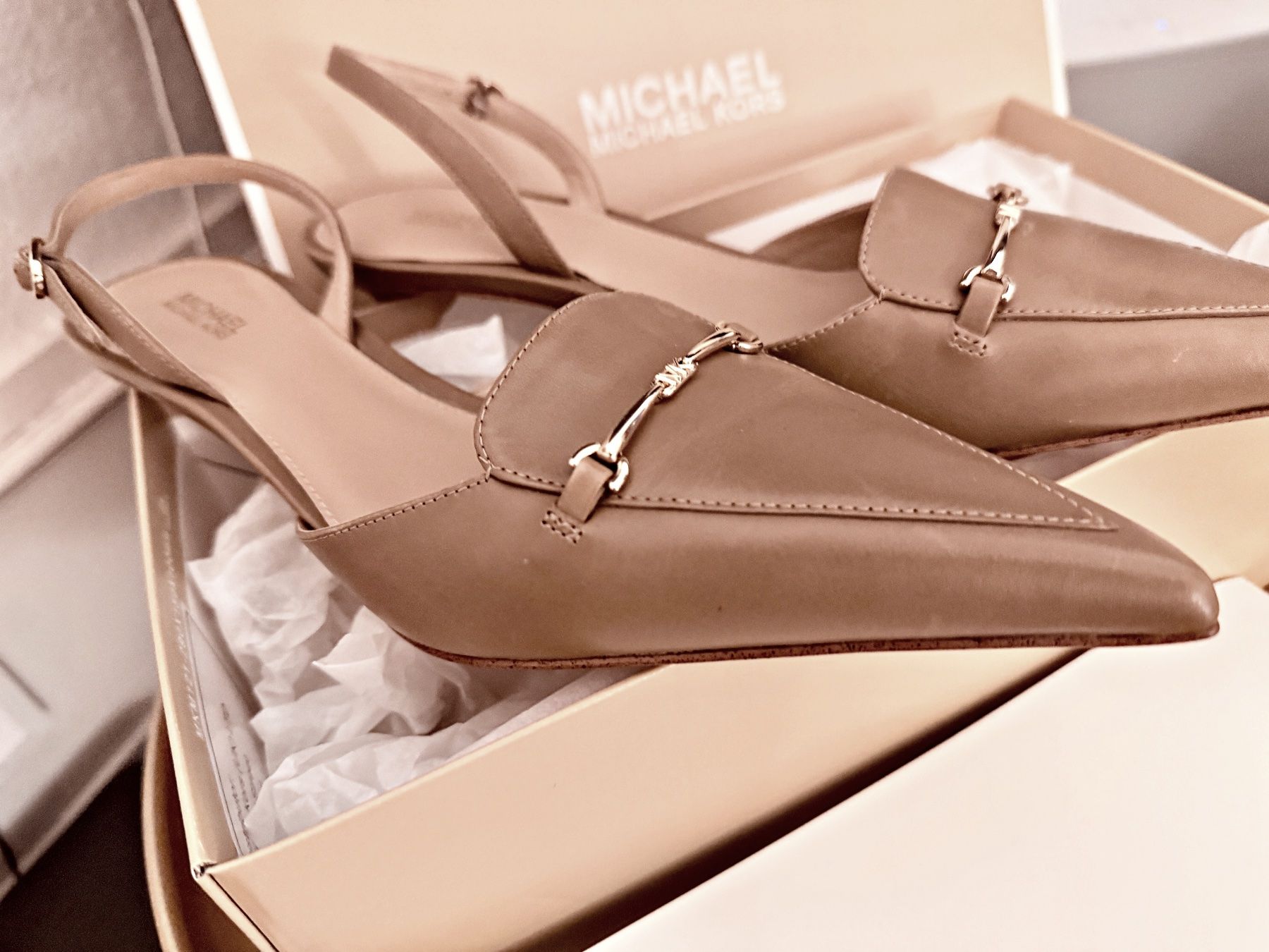 Scarpe da donna: Michael Kors Lederschuhe – Nuovo e nell'imballaggio originale da Genève venduto da mar_g5r2 1