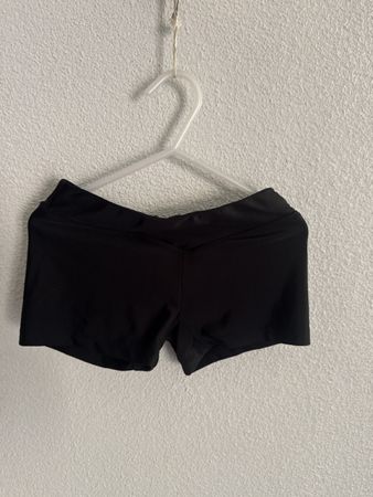 Kurze Turn Hosen schwarz Grösse 140 10 Jahre