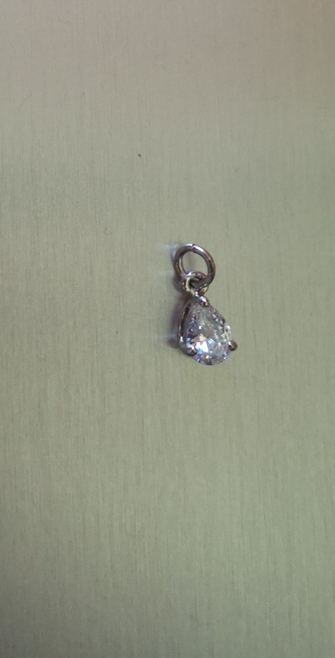 Ciondoli: Schöner Strass Anhänger Tropfen – Usato da Ennetbaden venduto da Rosen1 2