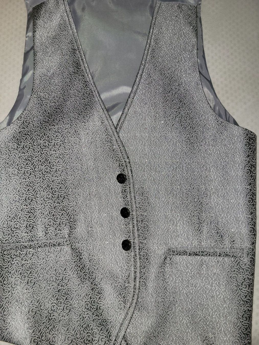 Gilet & Giacche: Gile – Nuovo (secondo la descrizione) da Bassersdorf venduto da arkais