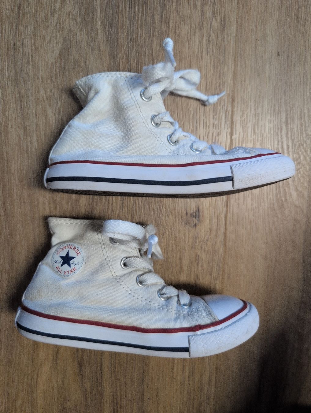Converse Scarpe per ragazzi: Converse All Stars Gr. 24, weiss – Usato da Dübendorf venduto da SomeEnd 2