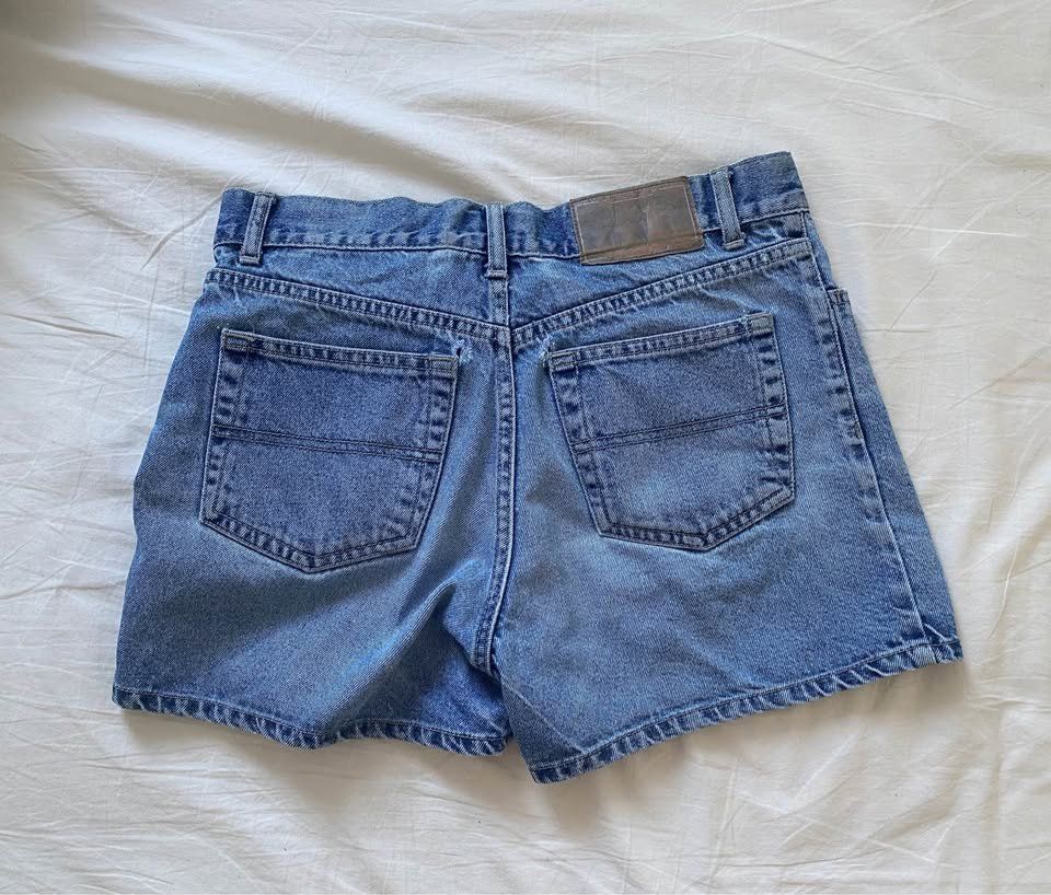 Levi's Pantalons: jeans pantalonchini corti shorts – D'occasion à Balerna par AnnadiBalerna 1