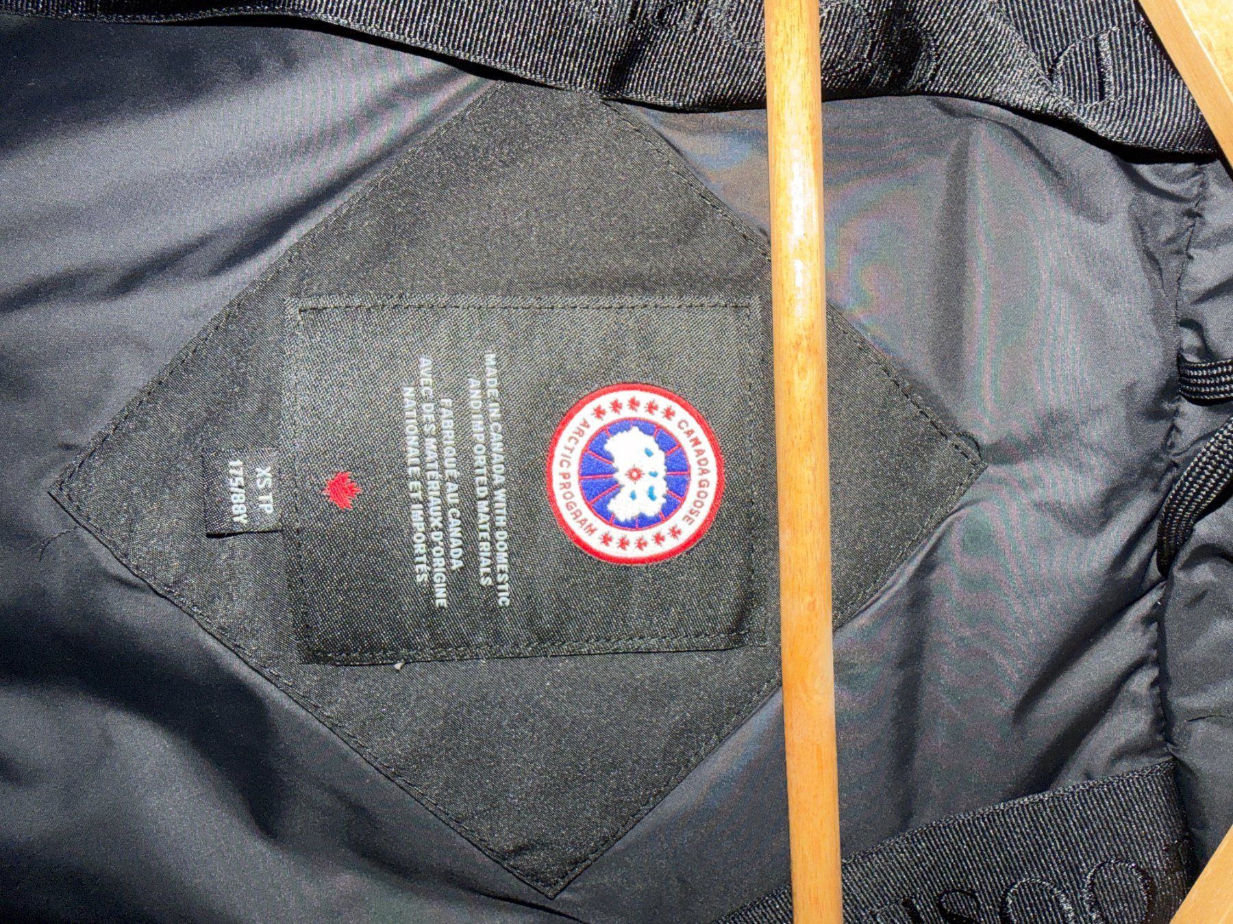 Jacken: Canada Goose Chateau Parka schwarz – Neu (gemäss Beschreibung) aus Schlieren von lindi789 3