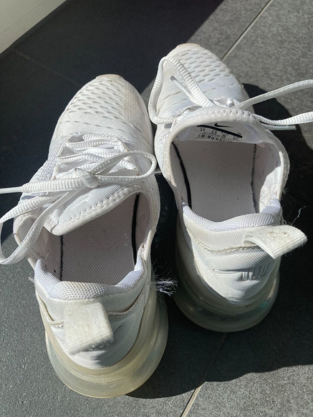 Nike Scarpe da uomo: Nike AIR MAX 270 weiss – Usato da Pratteln venduto da Miki_ 2