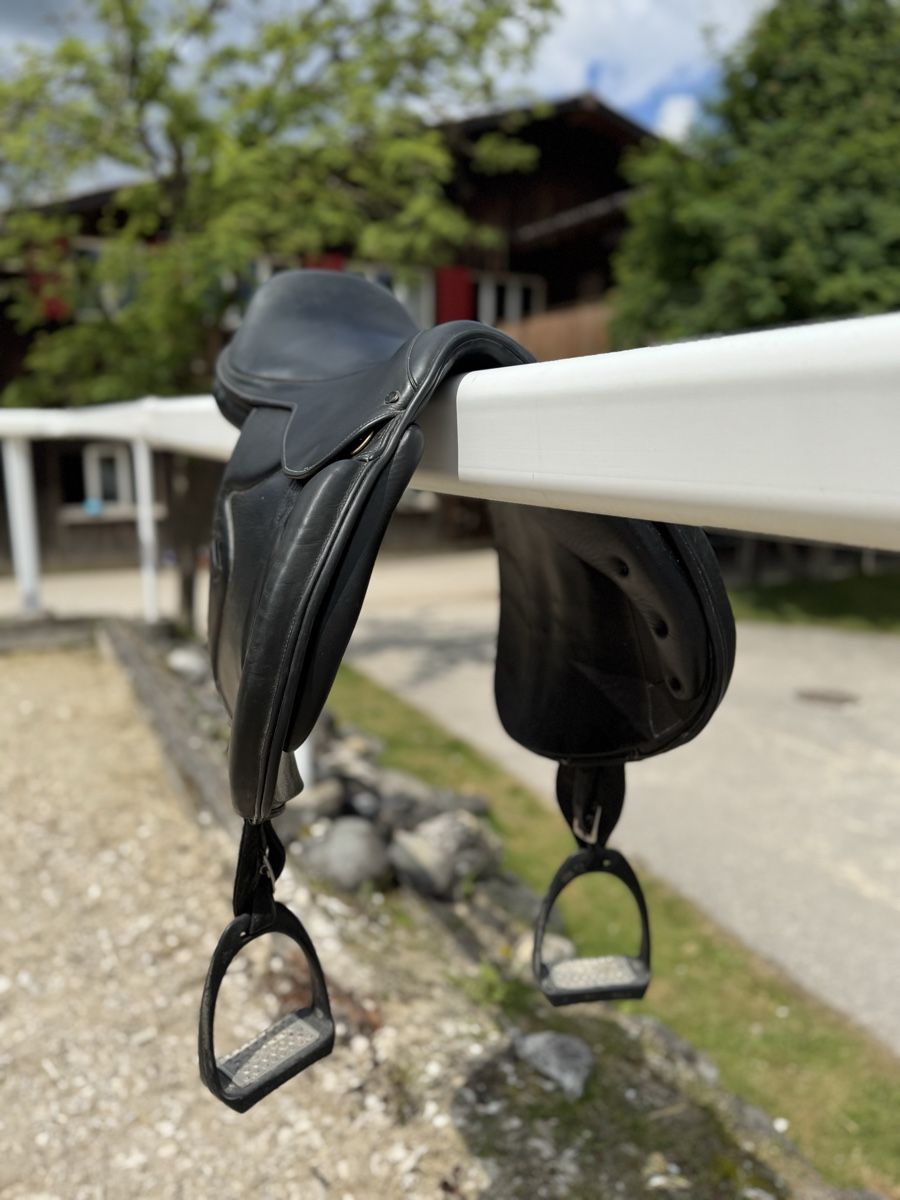 Sattel & Sattelzubehör: Santa Cruz Springsattel – Gebraucht aus Nuerensdorf von sam_jlx9 1