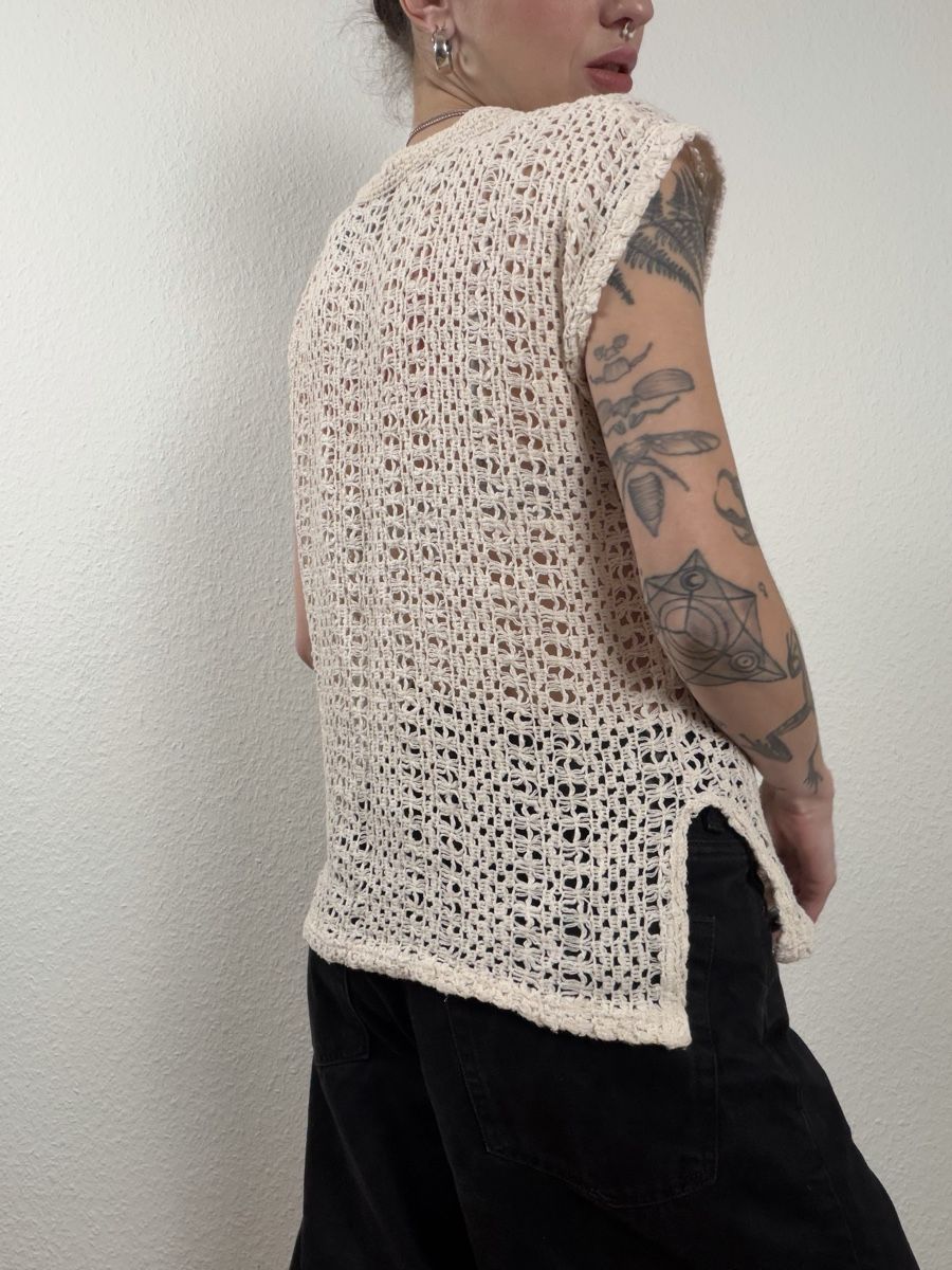 Gilet & Giacche senza maniche: Crochet Vest Cream Button Front – Usato da Knonau venduto da Grapesvintage 3