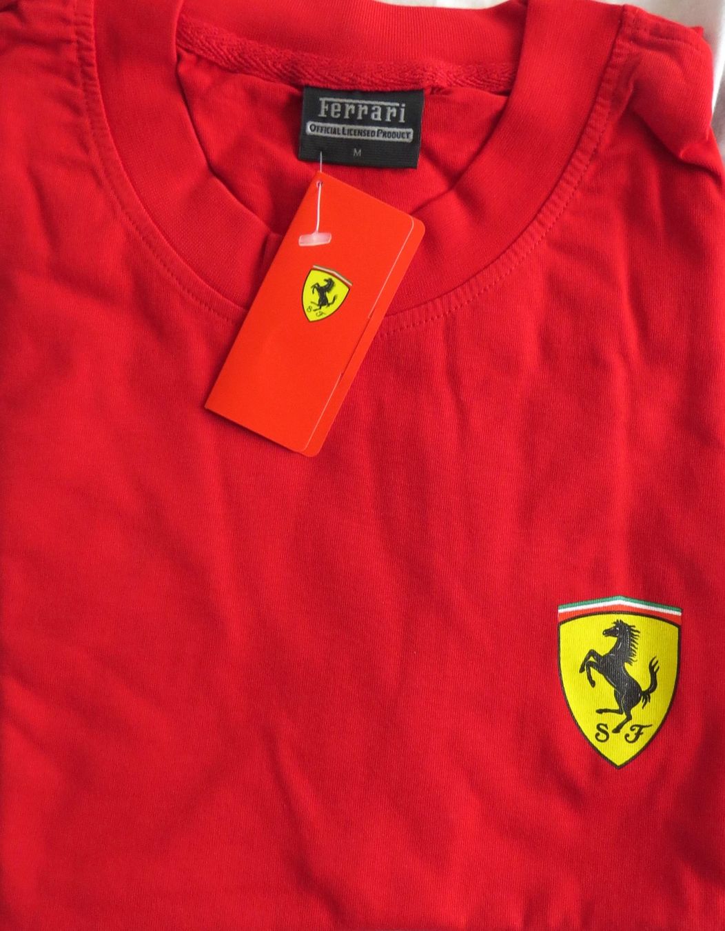 Ferrari T-Shirts: Lizenziertes Ferrari T-Shirt – Neu und originalverpackt aus Ettingen von campione_1 2