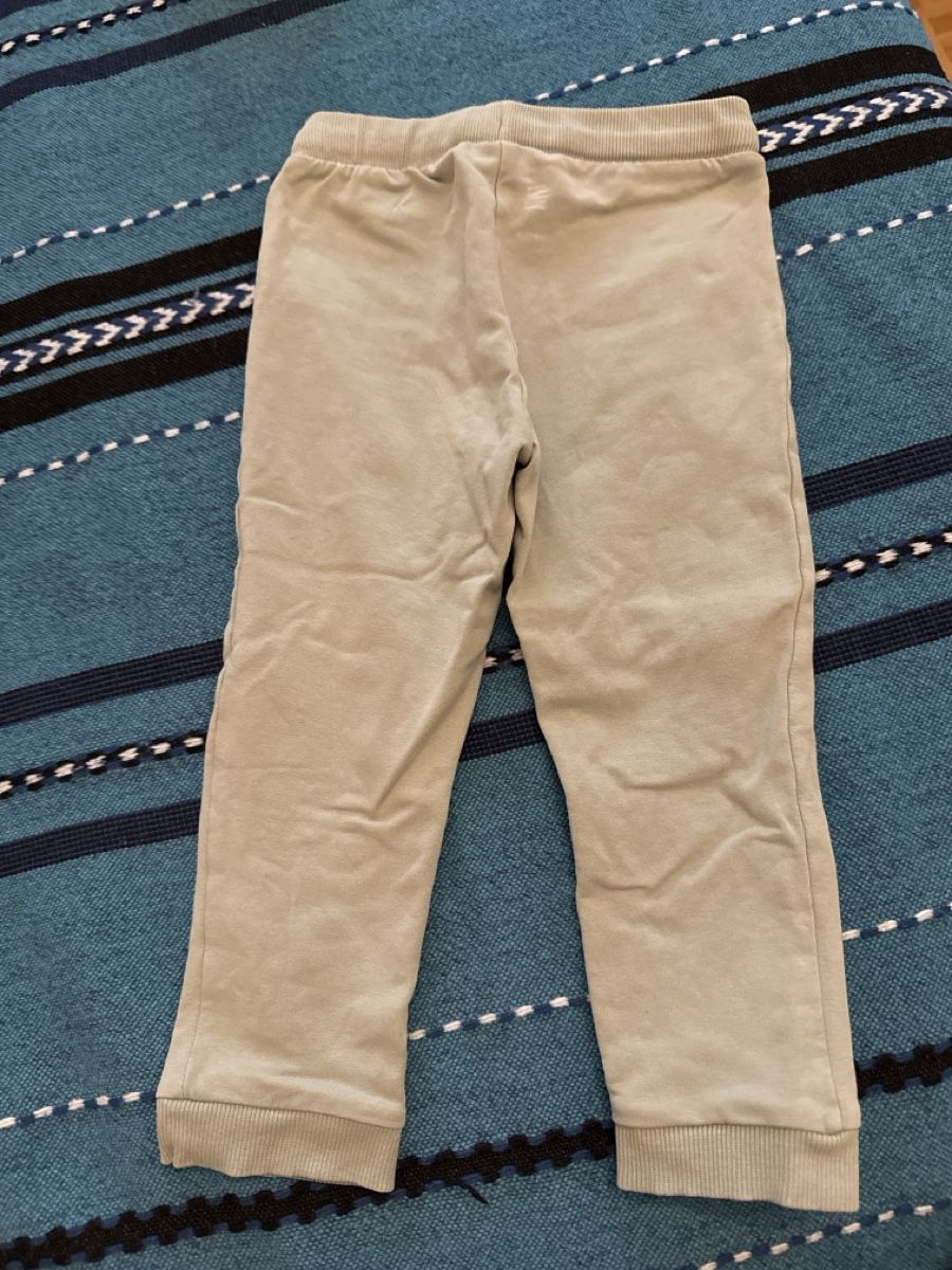 Hosen: Pantalon coton (t.98) – Gebraucht aus Les Avanchets von GG_ 1