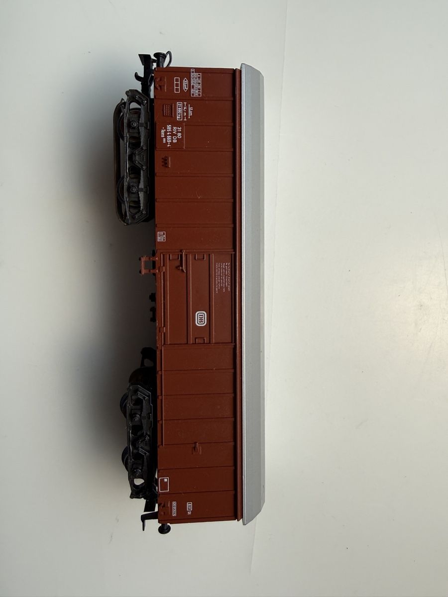 Märklin Modelleisenbahnen: Märklin Güterwagen H0 mit Schlusslicht – Gebraucht aus Schaffhausen von Danilo-86 1