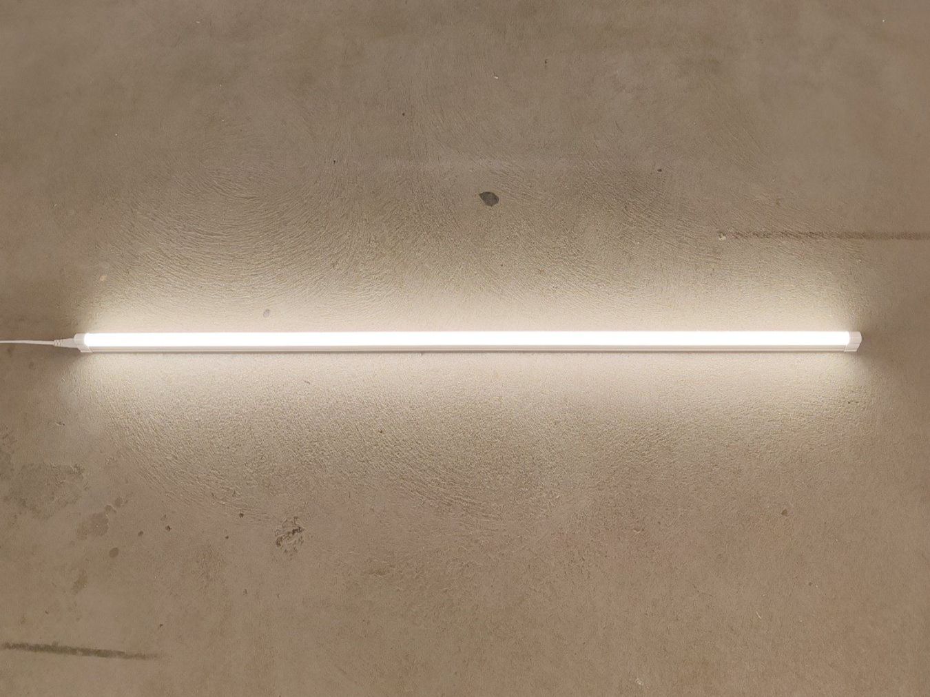 Lampadari & plafoniere: Deckenleuchte LED Schrankleuchte 119cm Warmweiss – Usato da Luzern venduto da Lager6640