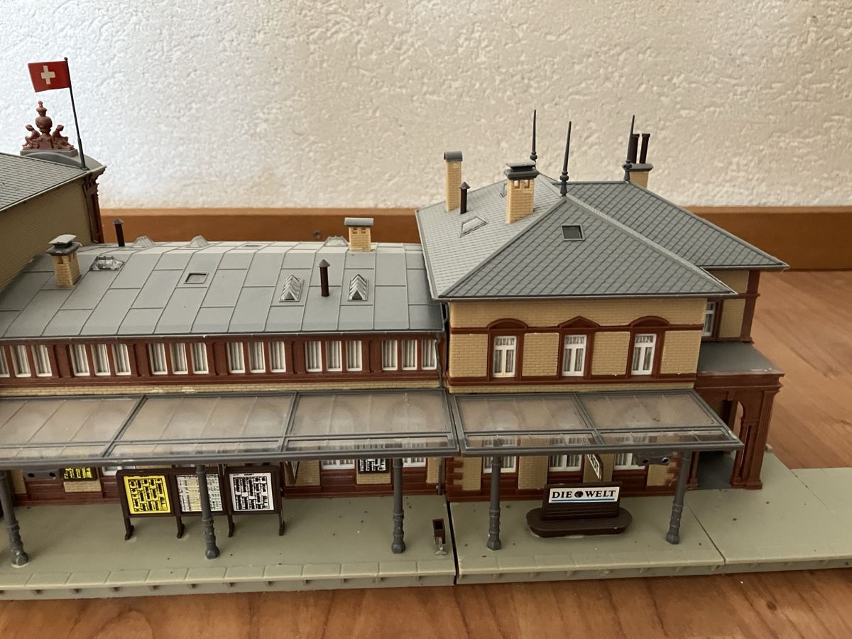 Faller Modellini di ferrovie: Faller grosser Bahnhof – Nuovo (secondo la descrizione) da Schönenwerd venduto da Lichi 2