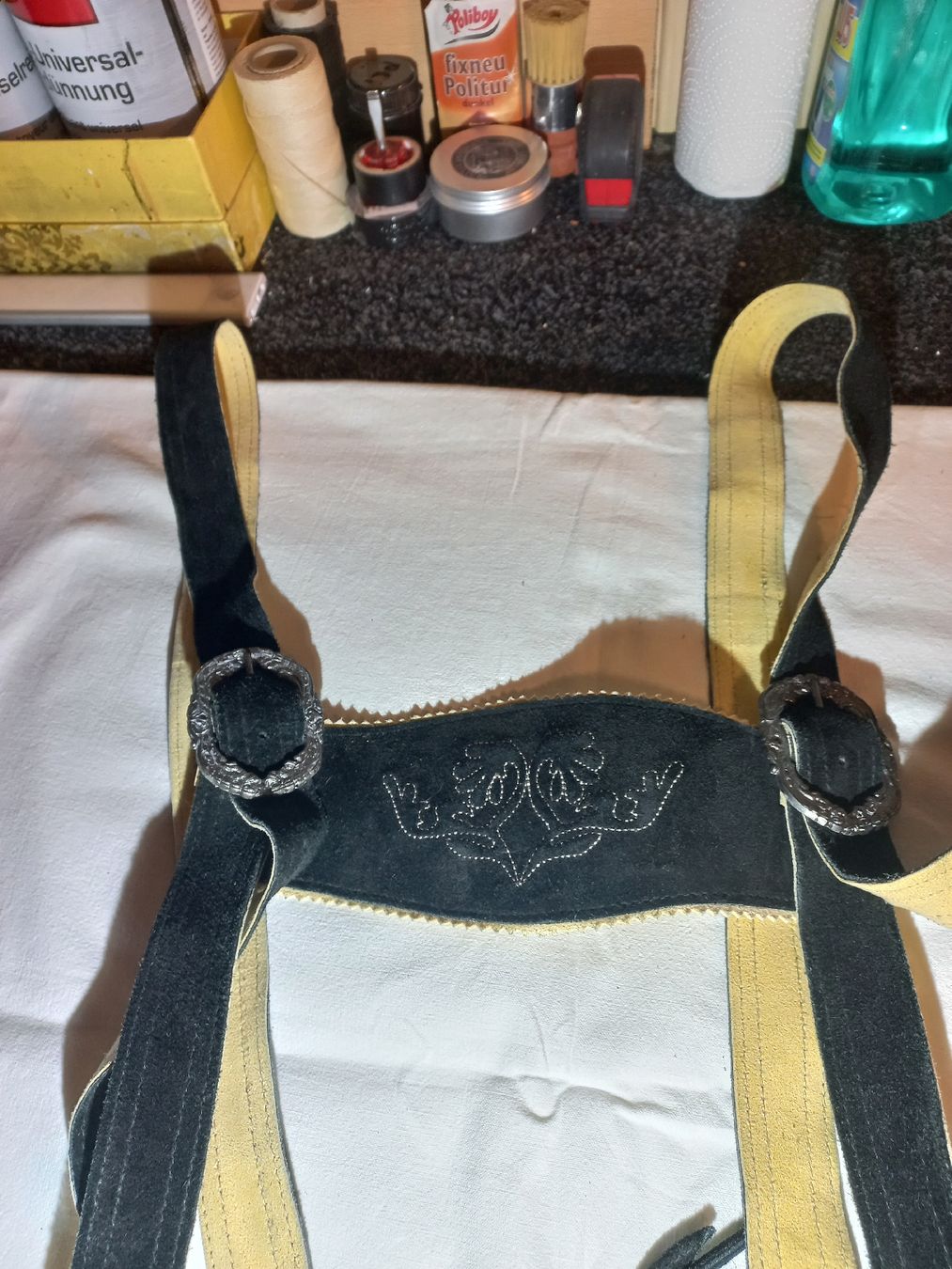 Pantalons: Lederhosen mit Socken – D'occasion à Schwarzenberg LU par Trommelhund01 1