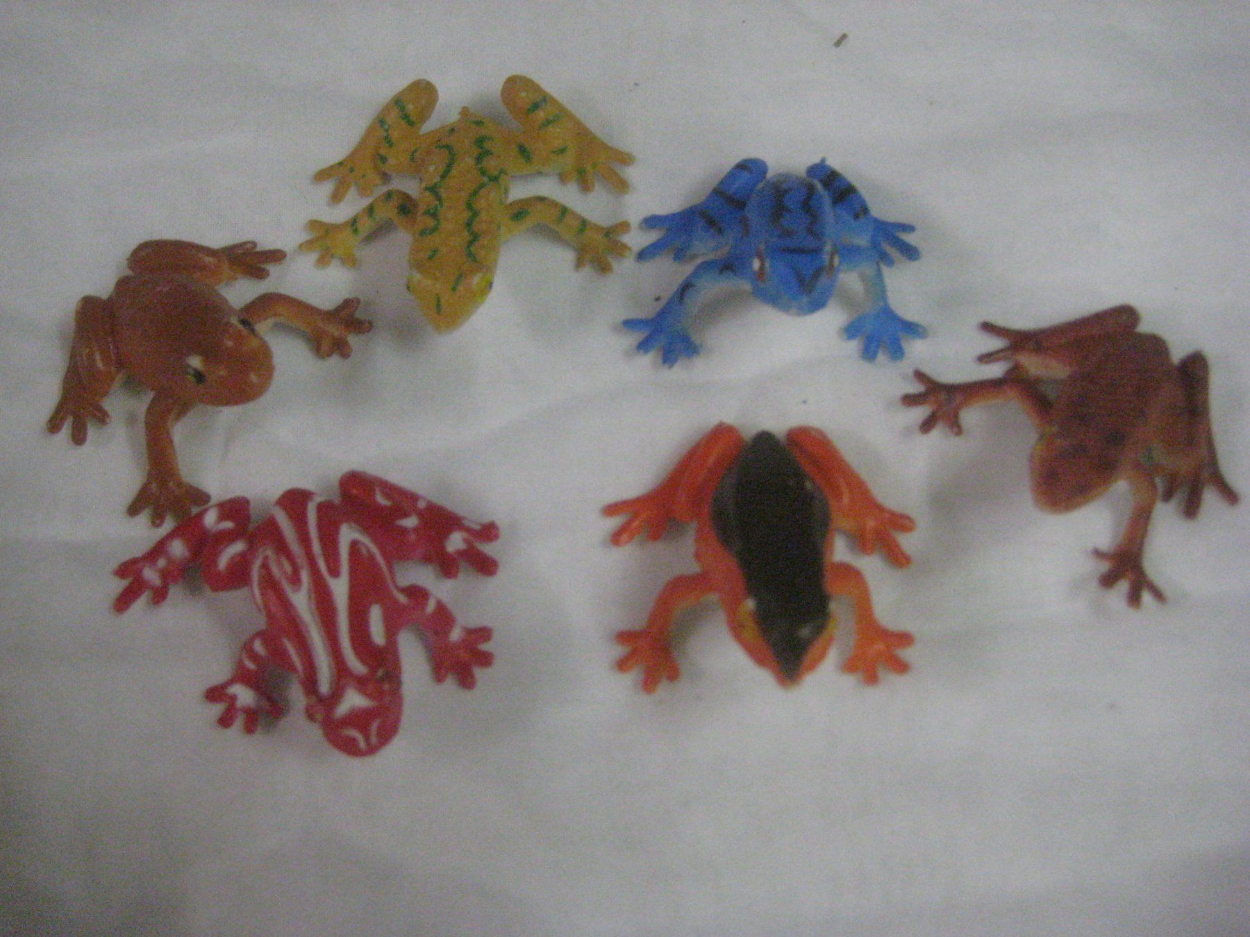 Figurines: FRÖSCHE  IN DIV  FARBEN – Neuf (Voir description) à Uster par flocke1 2