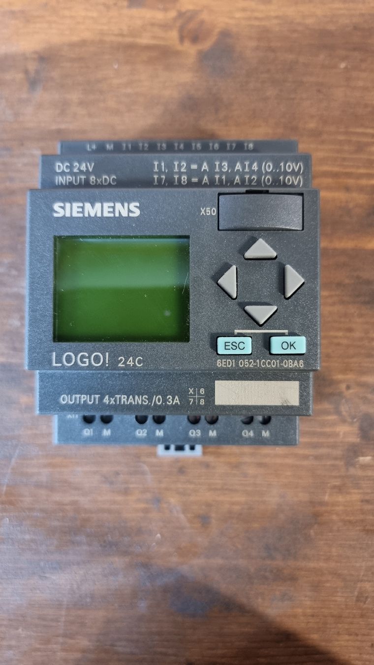 Siemens Sistema di controllo: Siemens Logo! 24c – Usato da Galgenen venduto da Gaebe95