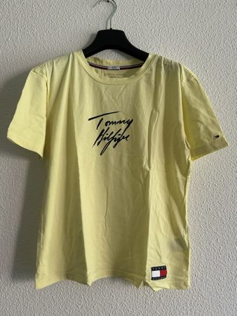 Tommy Hilfiger T-shirt jaune pastel, taille S, neuf 👍 49