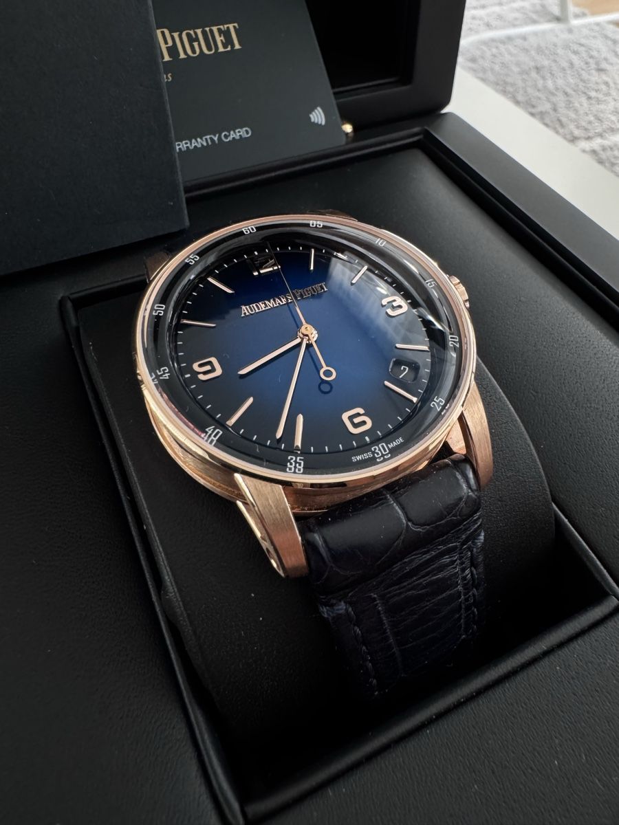 Audemars Piguet Uhren: Audemars Piguet Code 11.59 15210OR.OO.A028CR.01 – Neu (gemäss Beschreibung) aus Zürich von Dr.Patek
