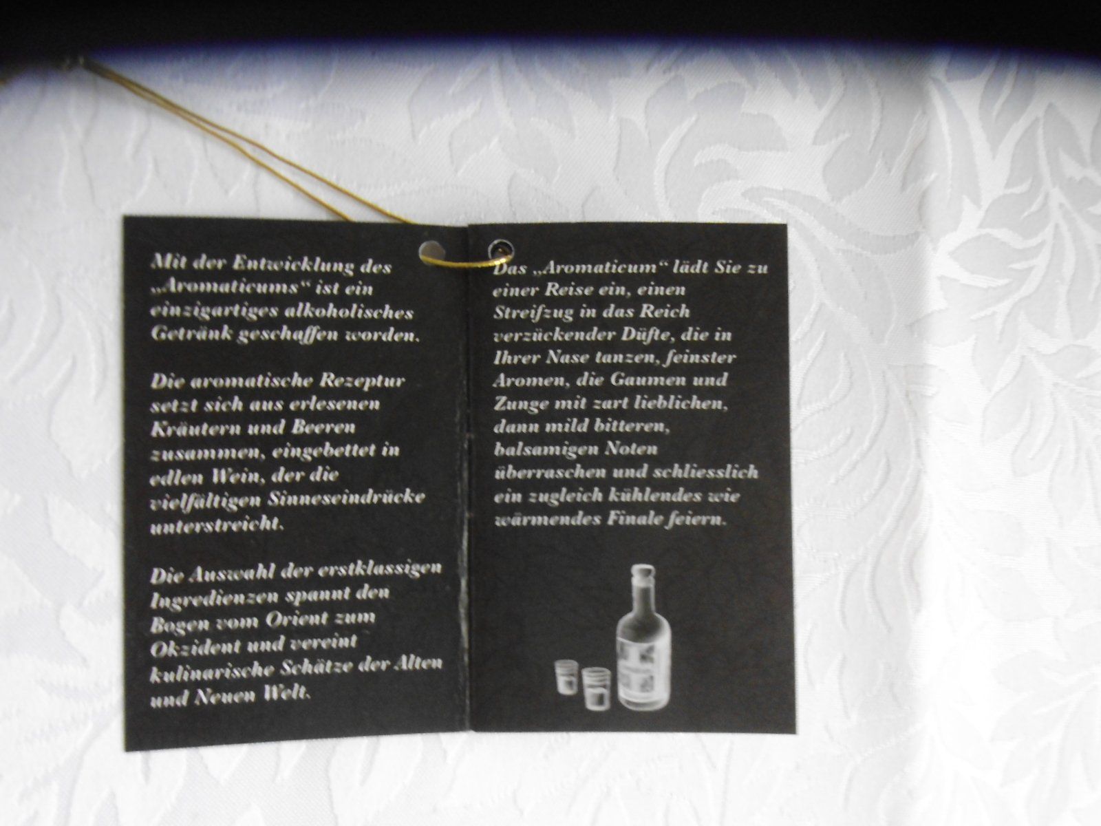 Bevande alcoliche: Aperitiv *NEUHEIT Aromaticum  Auszüge aus Beeren und Kräuter – Nuovo e nell'imballaggio originale da Walenstadt venduto da Pluisa 4