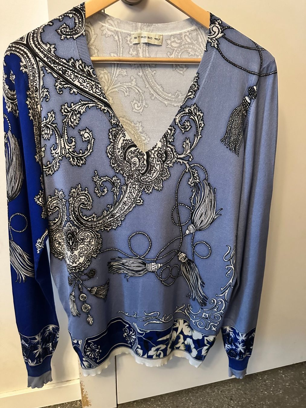 Etro Maglioni & Felpe: Wunderschöner Neu ETRO-Seidenpullover 854 CHF Pull en soie – Nuovo e nell'imballaggio originale da Genève venduto da Mycollection