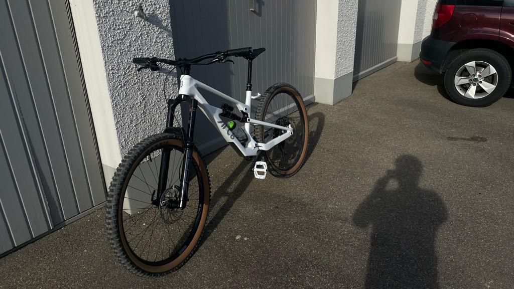 ARC8 Biciclette: ARC8 EXTRA Custom 2023 / Enduro Bike – Nuovo (secondo la descrizione) da Schaffhausen venduto da ata_j5hc 2