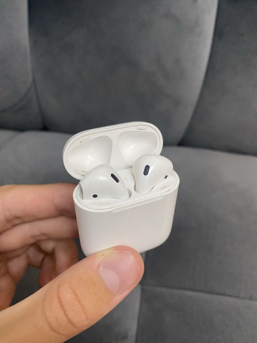 Apple Kopfhörer: Apple AirPods mit Ladecase  – Defekt aus Buonas von vonRich 3