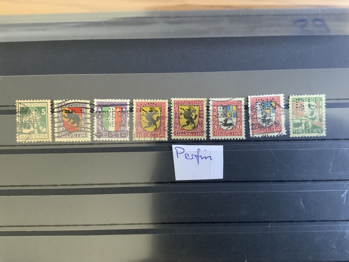 Tutti i francobolli: Briefmarken Perfin – Usato da Binningen venduto da chr_cr5n 1