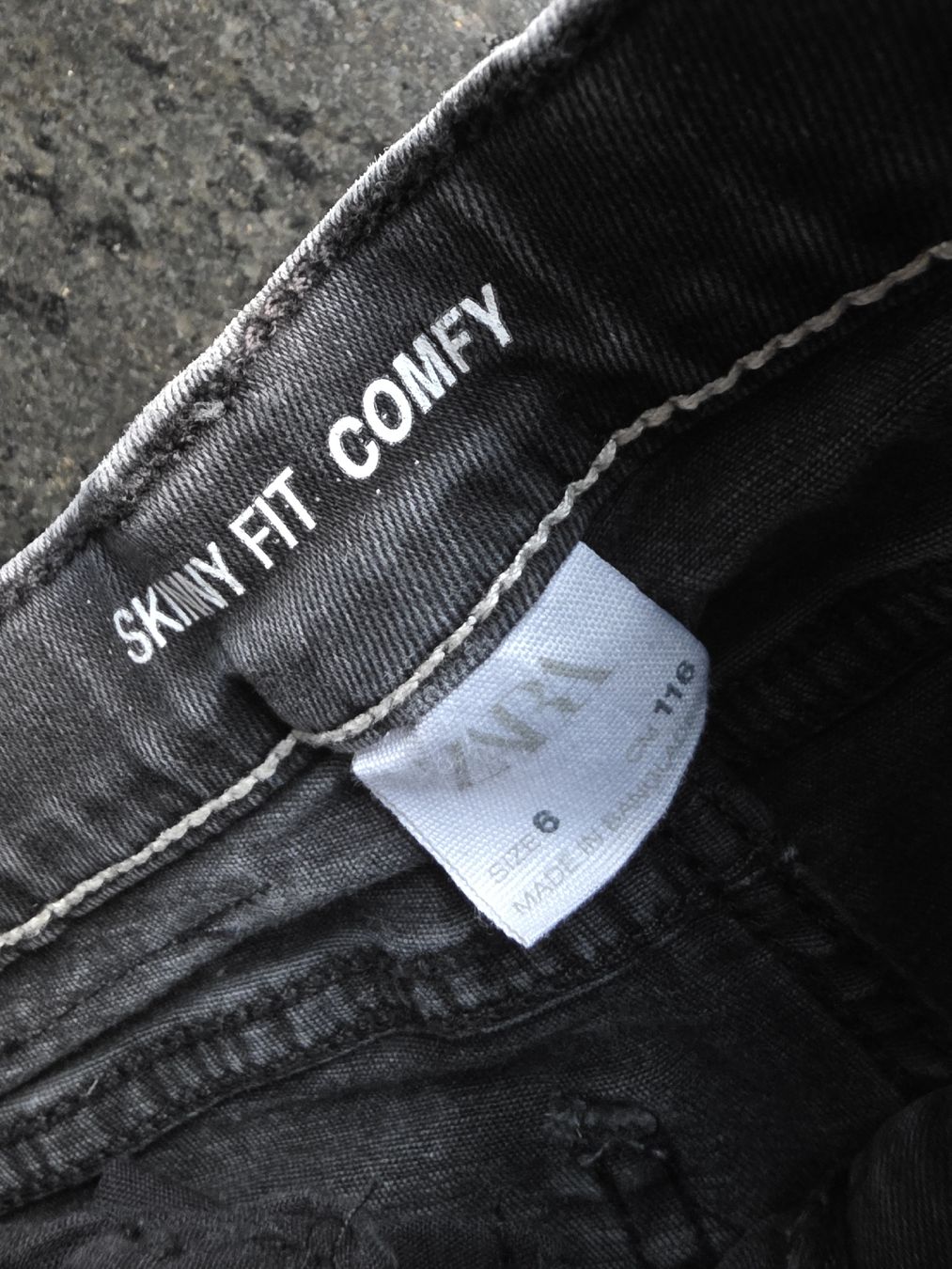Zara Pantaloni: ZARA Jeans Grösse 116 – Usato da St. Peterzell venduto da upcycling_ 1