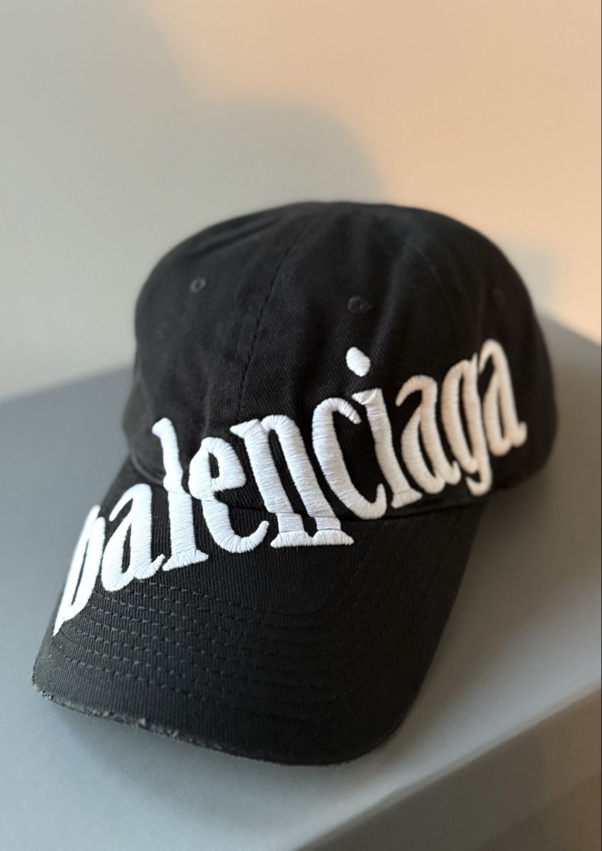 Balenciaga Hüte, Mützen & Caps: Balenciaga Cap – Neu (gemäss Beschreibung) aus Kilchberg ZH von oli_vm25