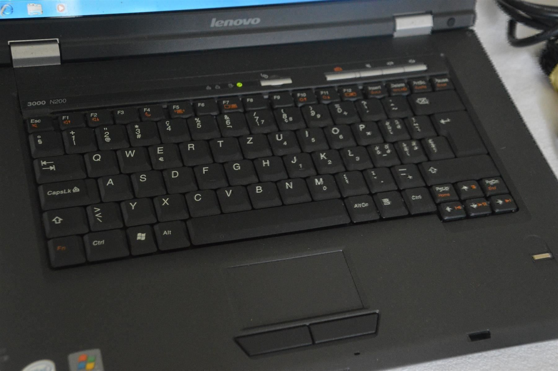 Lenovo Notebooks: Laptop Lenovo 0769 – Defekt aus Collonges von arashee 7
