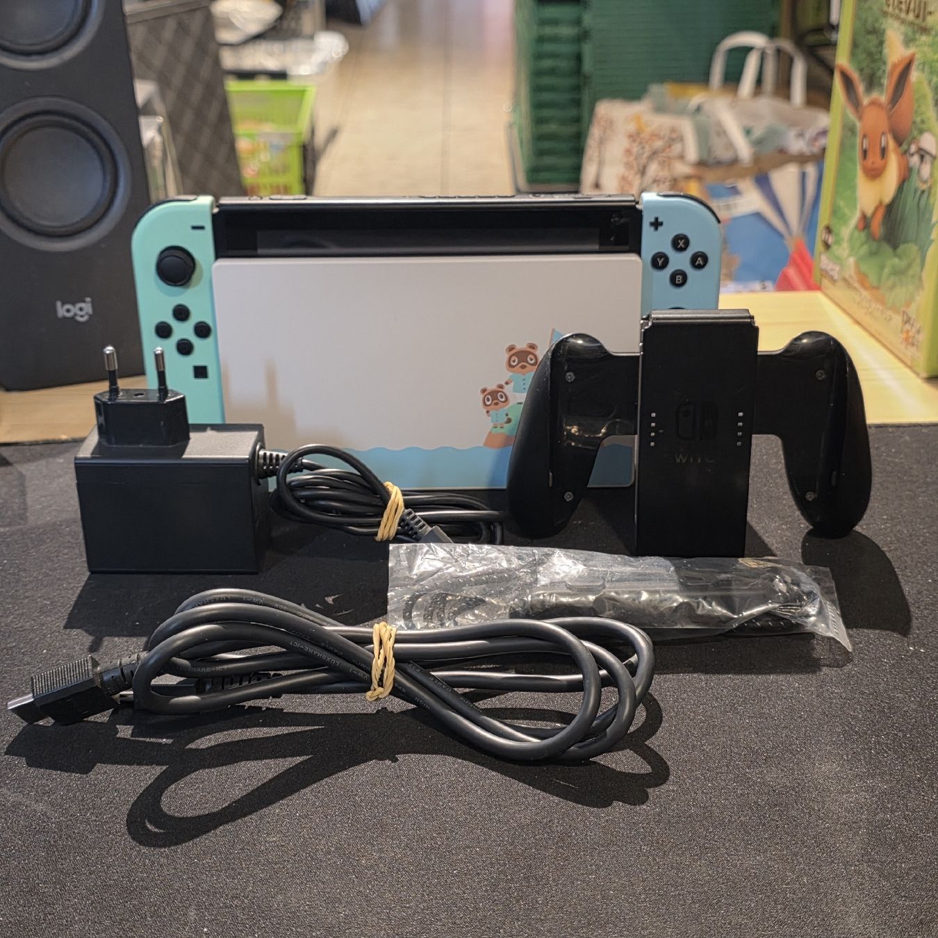 Nintendo Consoles: Switch Animal Crossing – D'occasion à Oron-la-Ville par Exacash 1