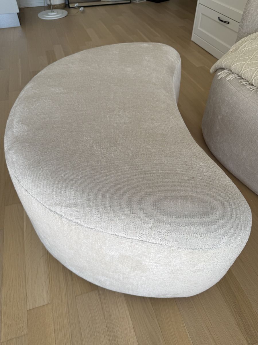 Divani: Sofa mit Hocker – Nuovo (secondo la descrizione) da Dübendorf venduto da van_zv2r 2