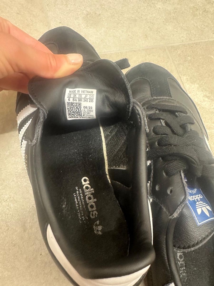Scarpe da donna: Adidas Samba Black Size US 6 Good Condition – Usato da Rüschlikon venduto da bec_h6pp