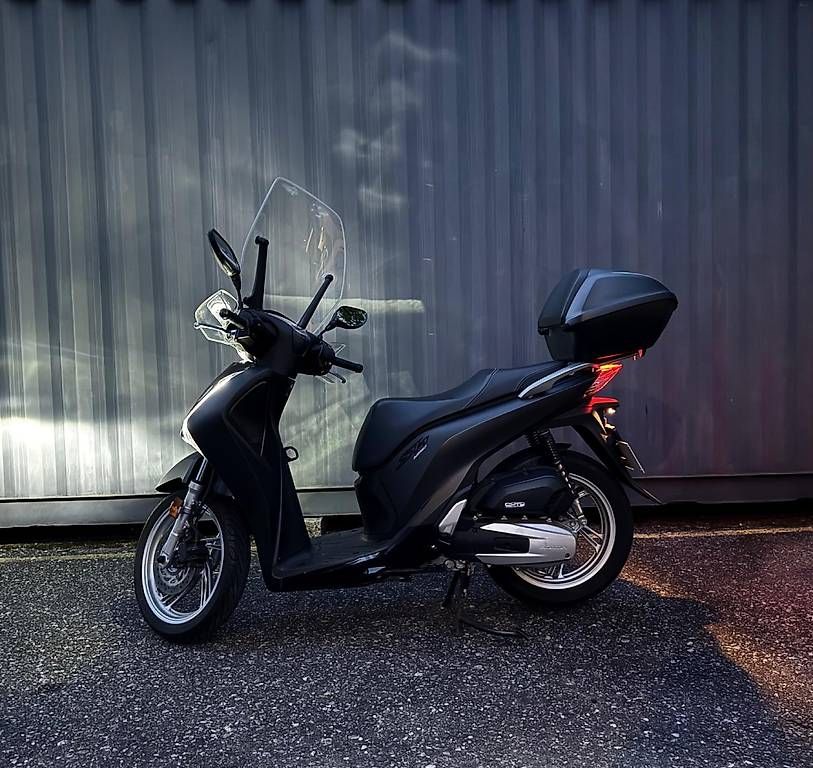 Strada: Honda SH 125 AD – Usato da Reinach BL venduto da pan_pjc6 1