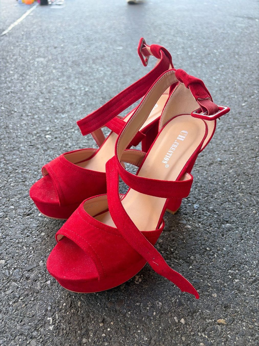 Chaussures femmes: rote Higheels gr. 40 – D'occasion à Bern par ntz_58f7