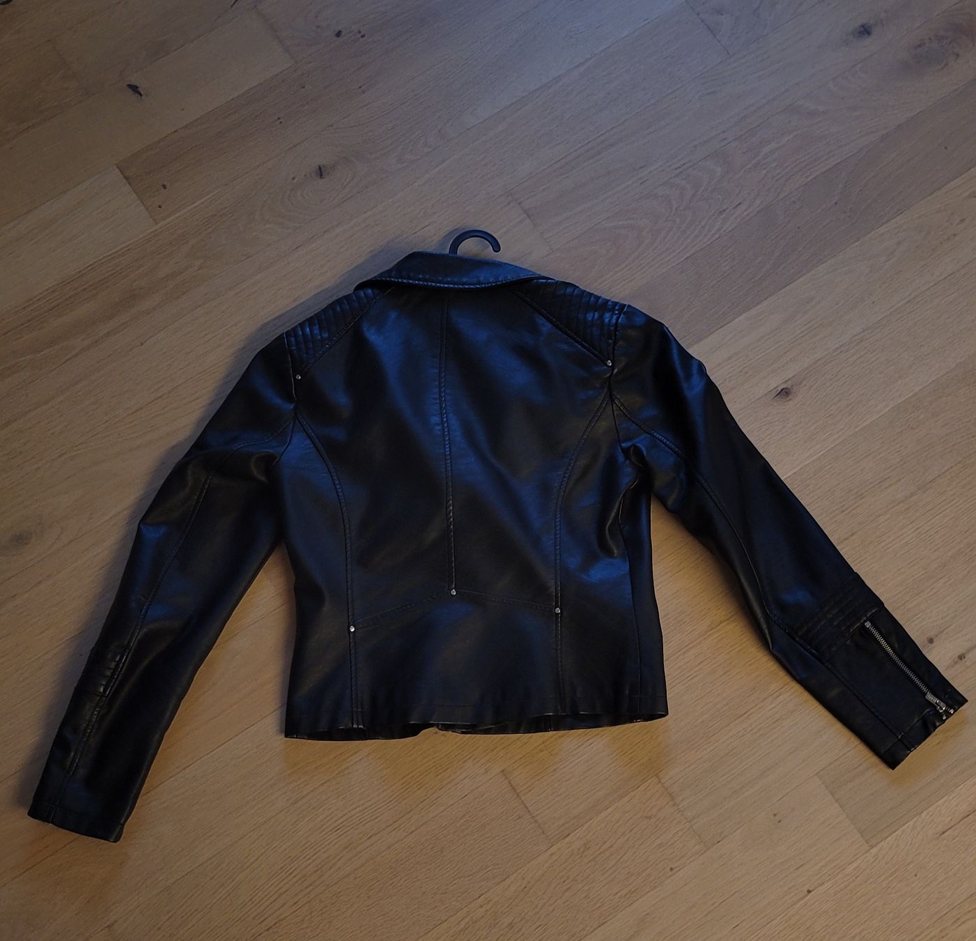 Only Giacche: ONLY Lederjacke, Gr. 38, schwarz – Usato da Weesen venduto da Ena_98 1